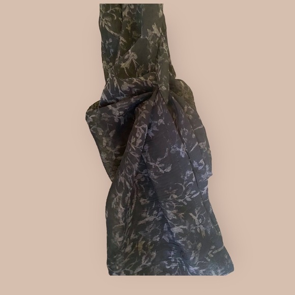 🍄Cute lightweight shirt - Picture 2 of 4